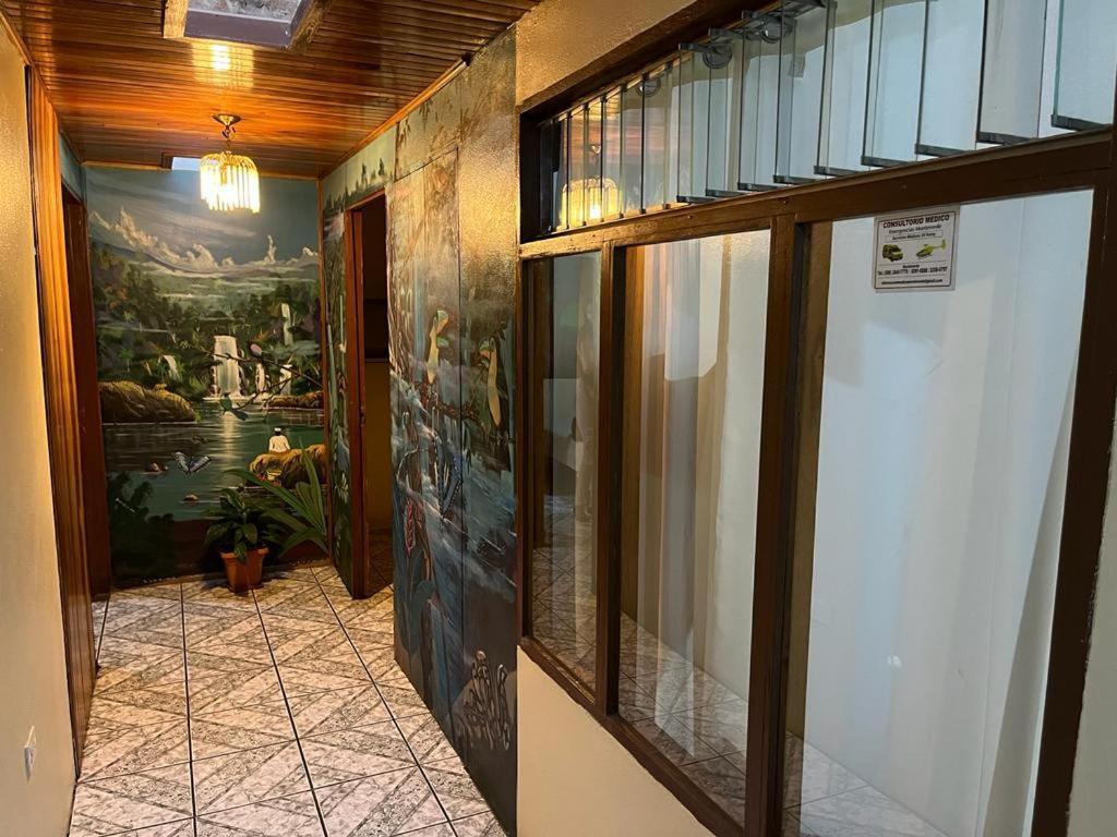 Monteverde Monkey Hostel 외부 사진